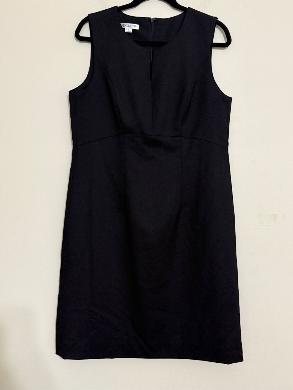 Vintage Pendleton dress Classic Black Sleeveless Midi Sheath women 12 event wool